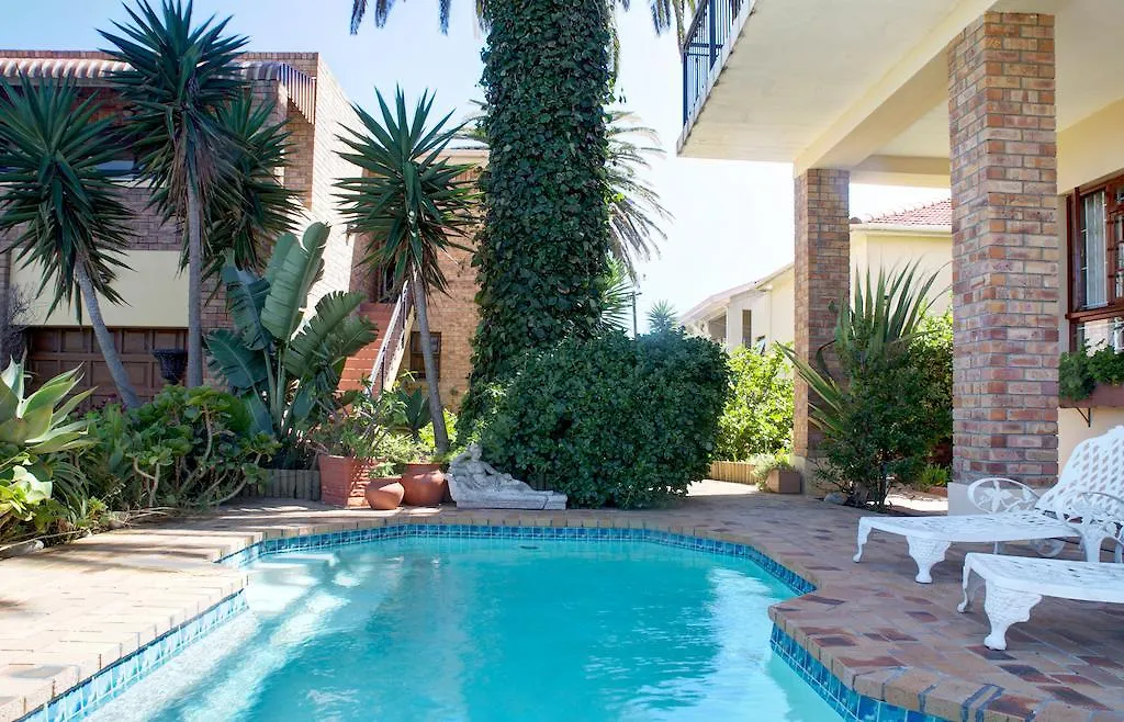 African Sun Apartment