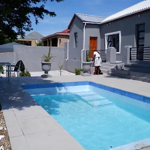 24 On York Guest house
